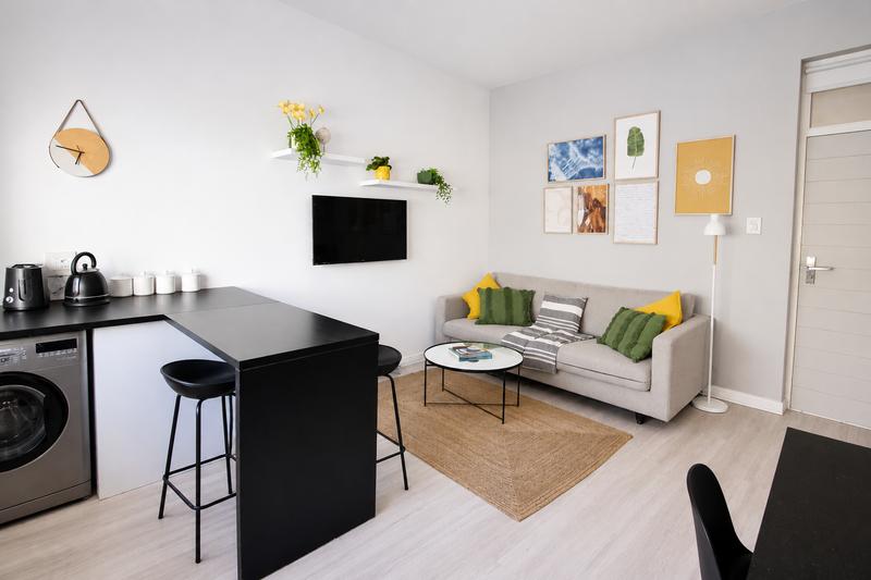 0 Bedroom Property for Sale in Sea Point Western Cape
